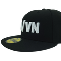 NEW ERA® 59FIFTY FITTED - DR/VN LE MANS 2026 CAP
